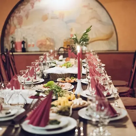 V&p & Restaurant Hotel