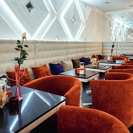 V&p & Restaurant كوست