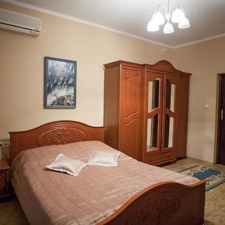 V&p & Restaurant Hotel Khust